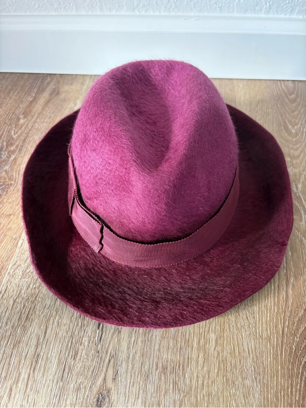 Helen Kaminski Rabbit Fur Felt Fedora Hat in Maroon Ombré| Fall, Chic,Classic